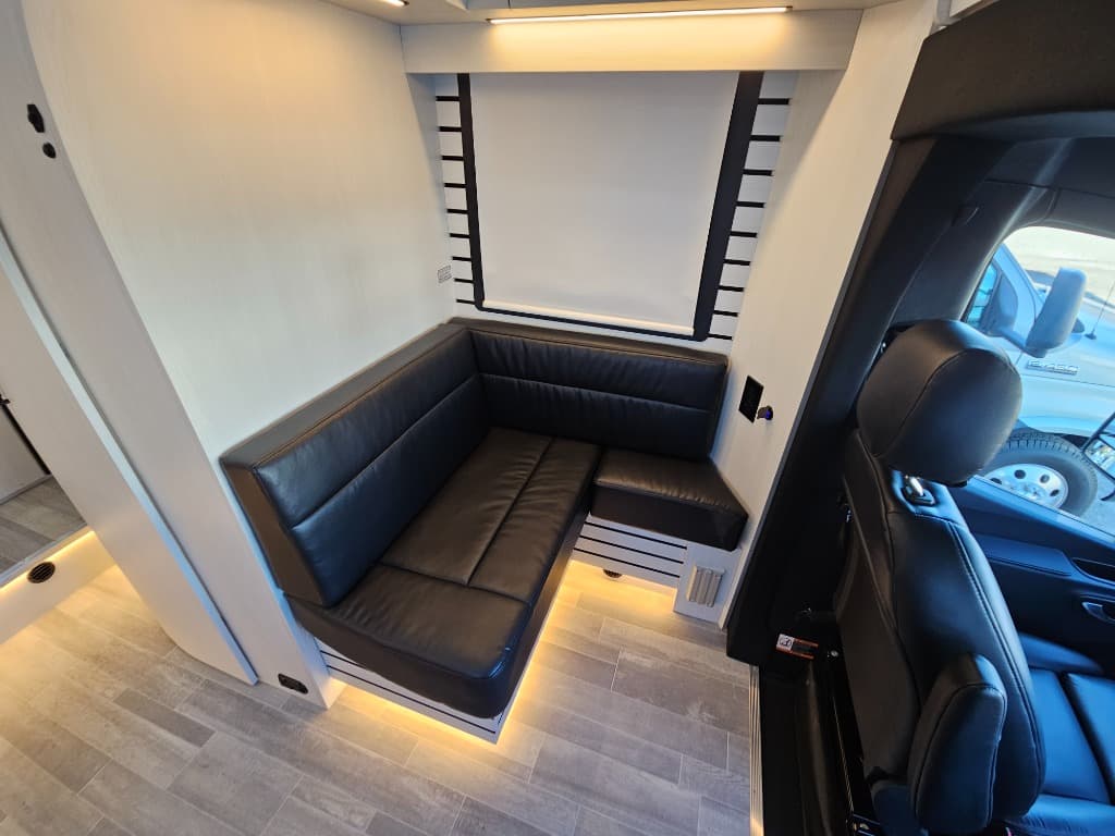 2025 Pleasure-Way 2025 Pleasure-Way Plateau - thumbnail 12