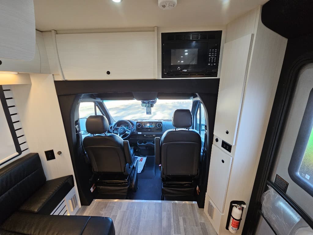 2025 Pleasure-Way 2025 Pleasure-Way Plateau - thumbnail 17