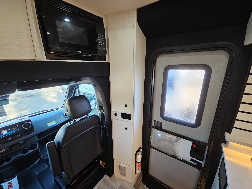 2025 Pleasure-Way 2025 Pleasure-Way Plateau - thumbnail 20