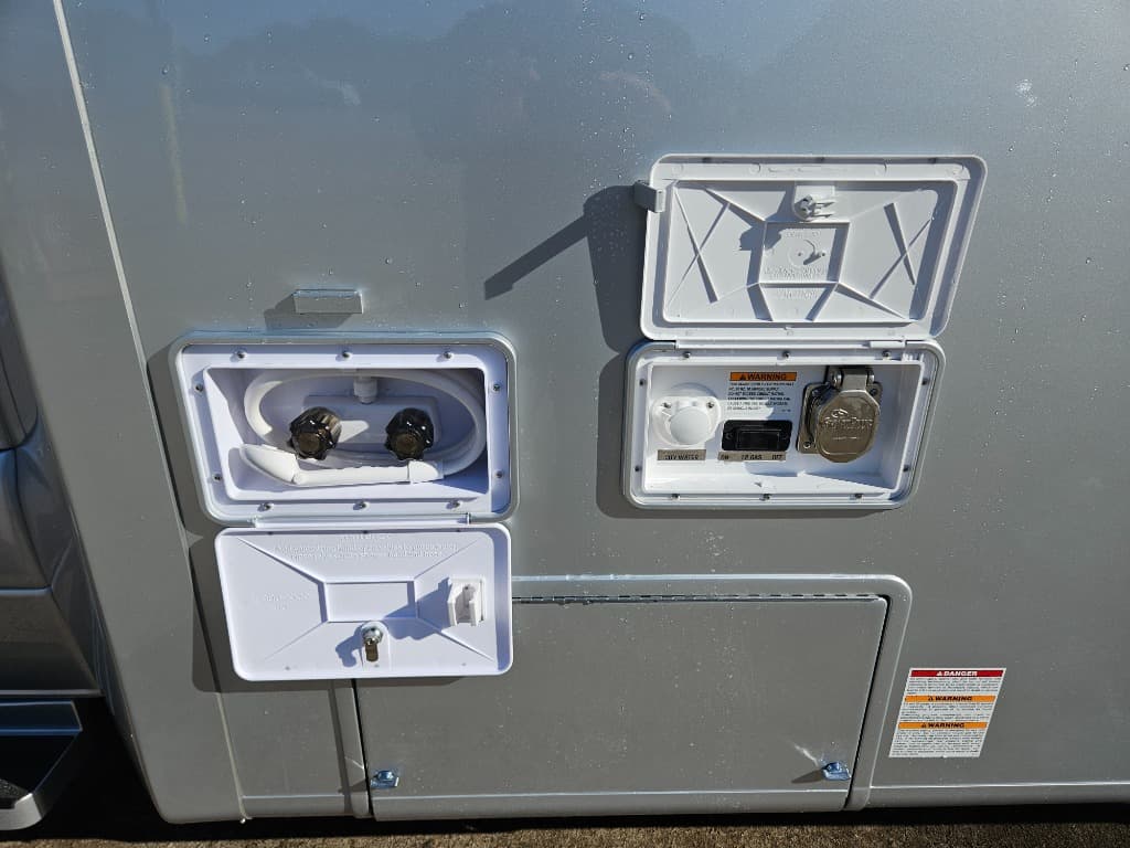 2025 Pleasure-Way 2025 Pleasure-Way Plateau - thumbnail 70