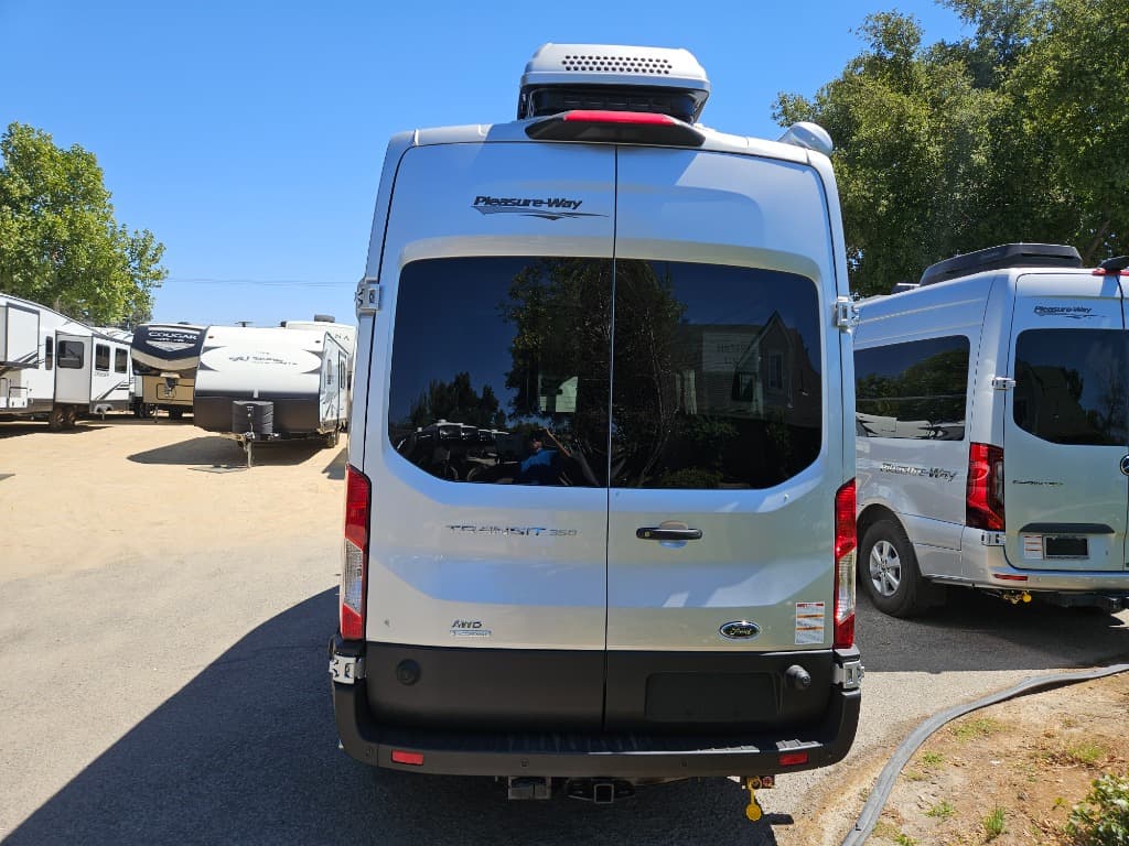 2026 Pleasure-Way 2026 Pleasure-Way Ontour - thumbnail 3