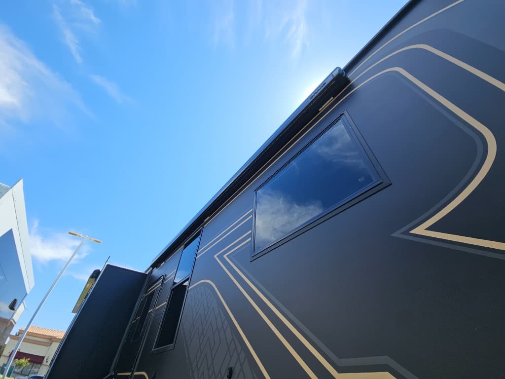 2026 Keystone RV 2026 Keystone RV Raptor - thumbnail 14