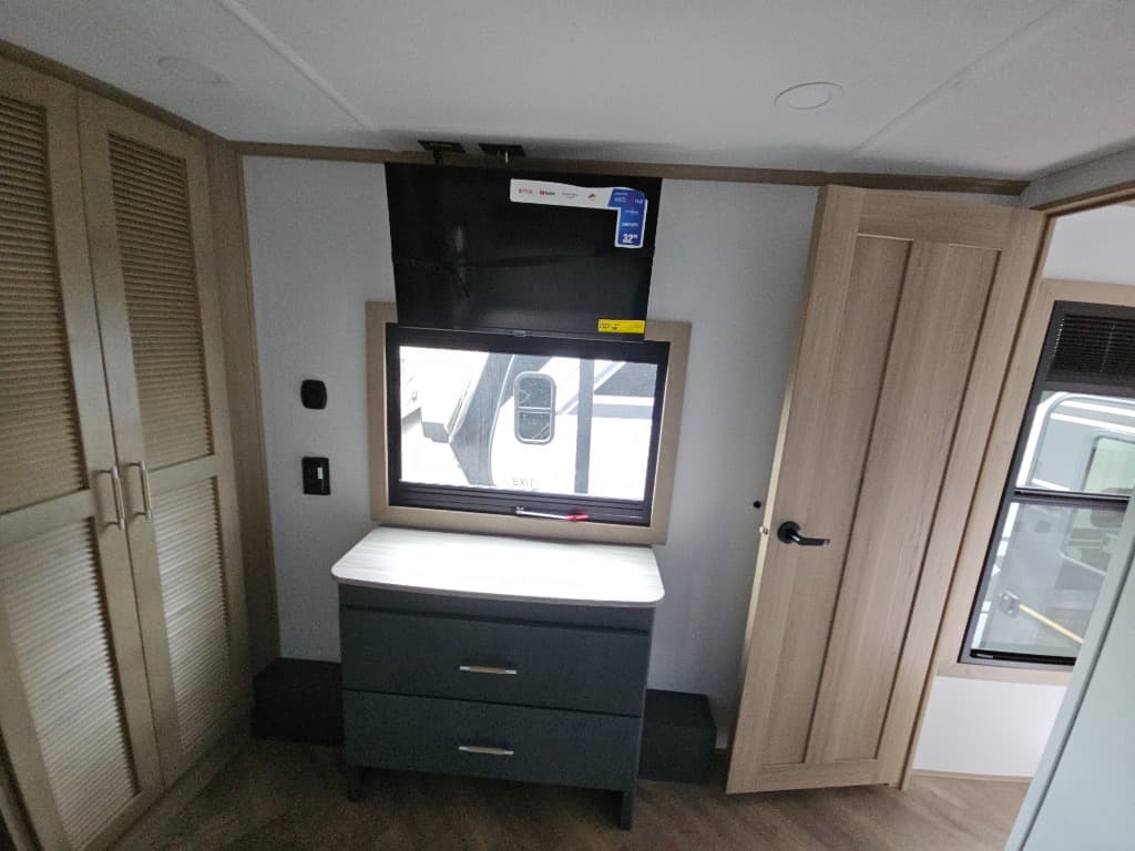 2026 Keystone RV 2026 Keystone RV Raptor - thumbnail 59