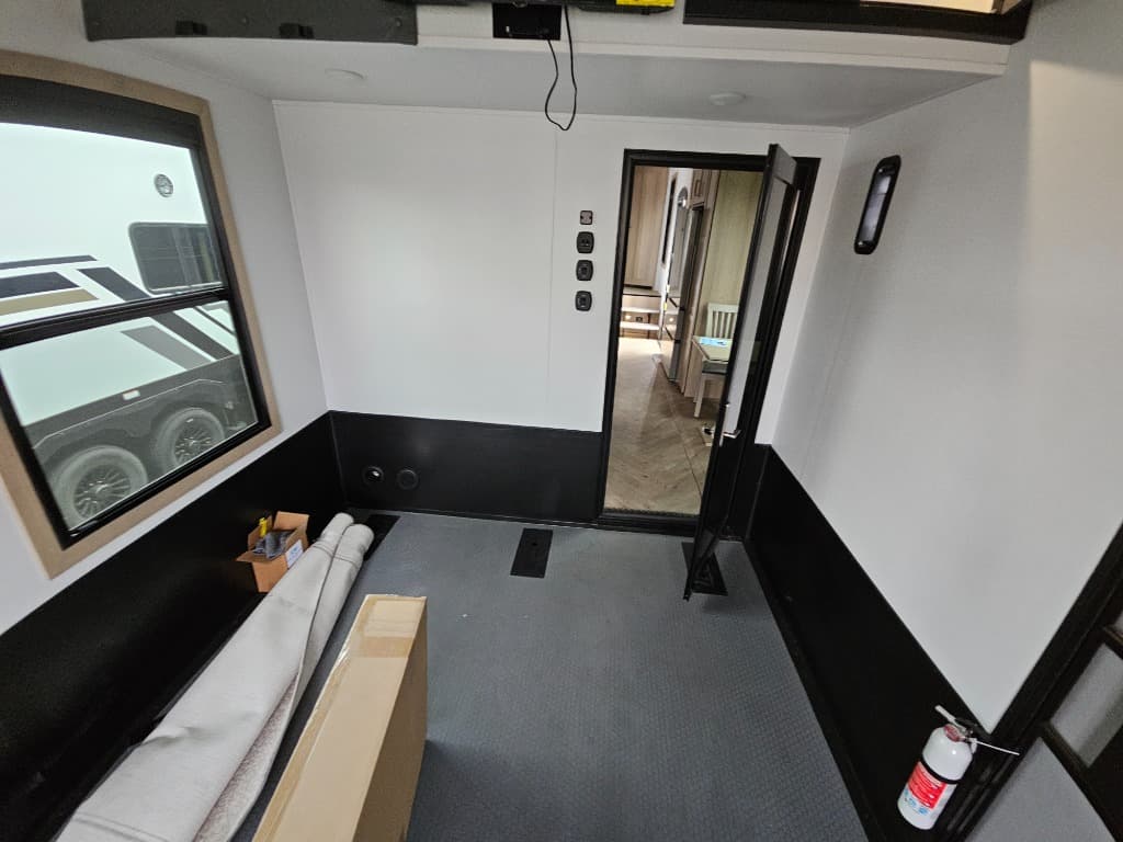 2026 Keystone RV 2026 Keystone RV Raptor - thumbnail 62