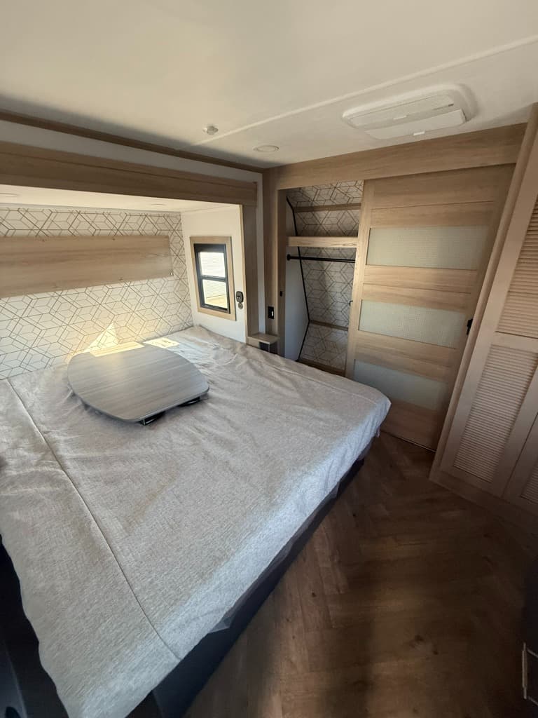 2026 Keystone RV 2026 Keystone RV Raptor - thumbnail 19