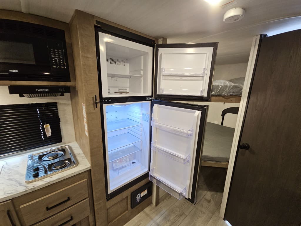 2025 Keystone RV 2025 Keystone RV Springdale Classic Mini - thumbnail 21