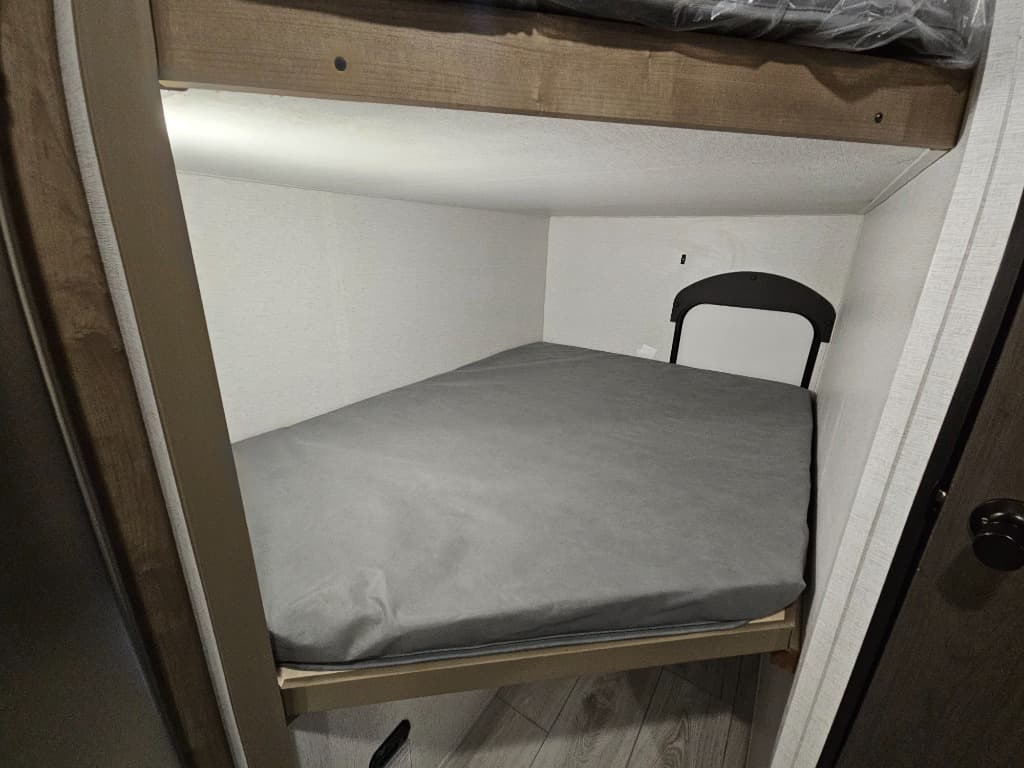 2025 Keystone RV 2025 Keystone RV Springdale Classic Mini - thumbnail 24