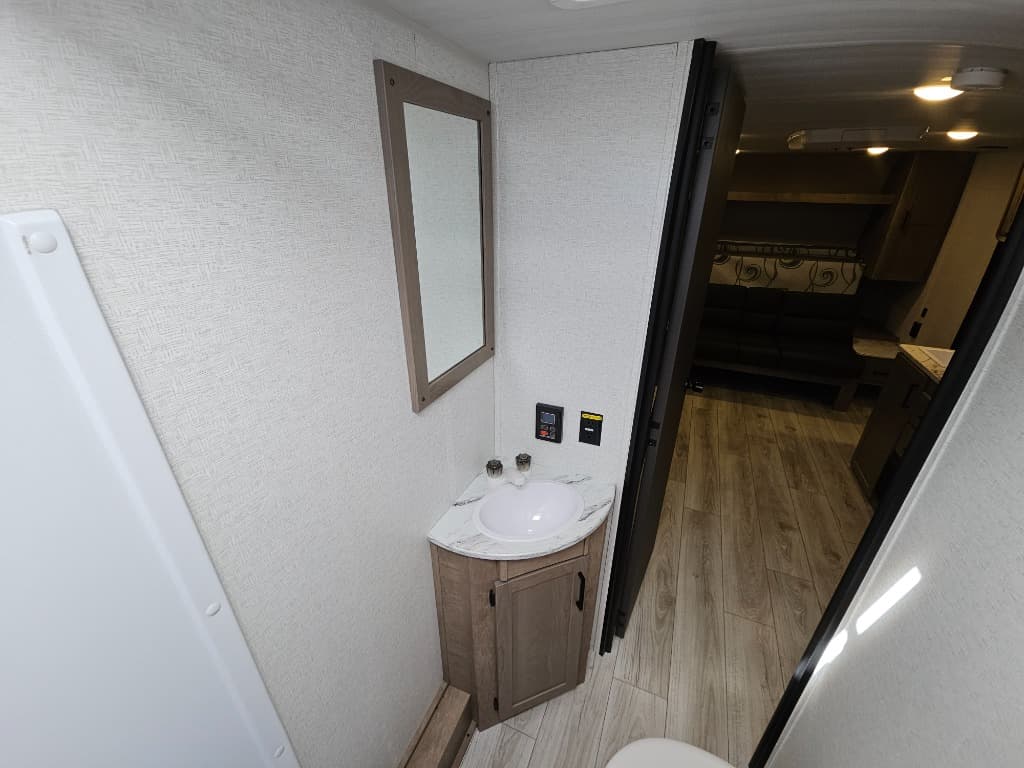 2025 Keystone RV 2025 Keystone RV Springdale Classic Mini - thumbnail 29