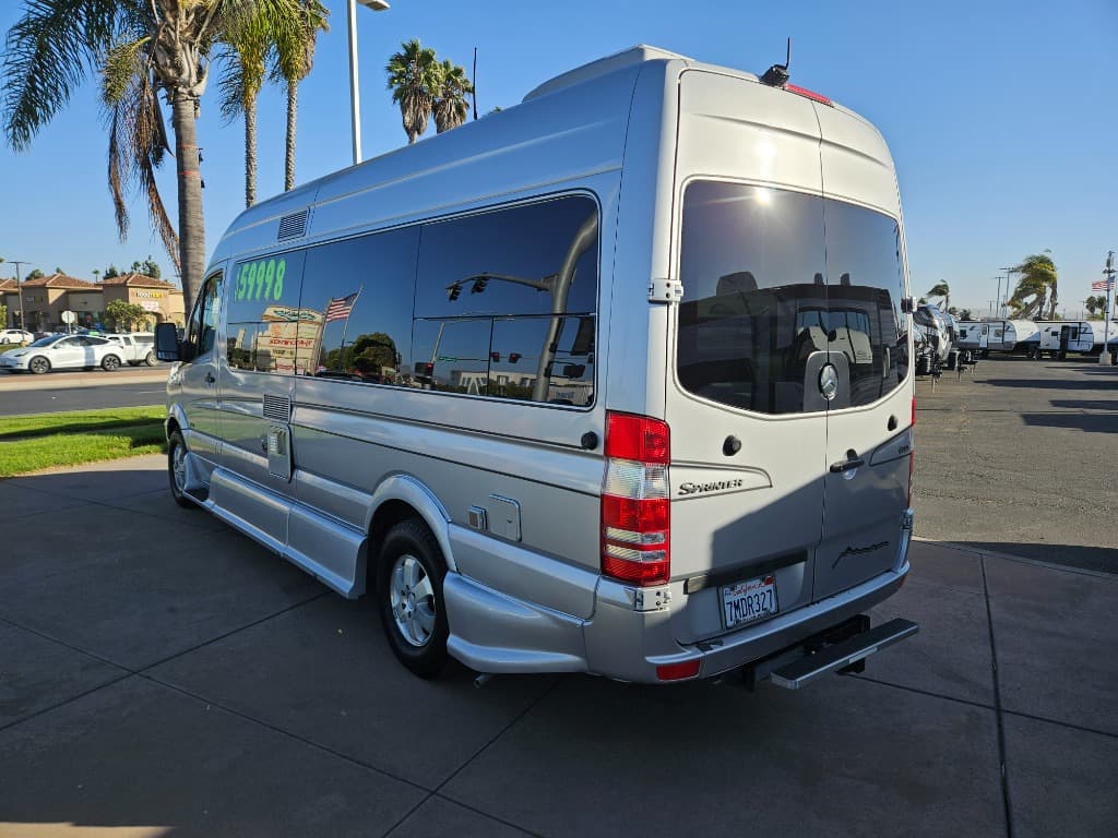 2008 Great West 2008 Great West Legend - thumbnail 4