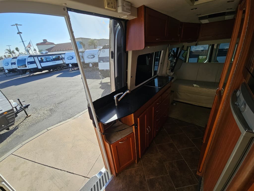 2008 Great West 2008 Great West Legend - thumbnail 17