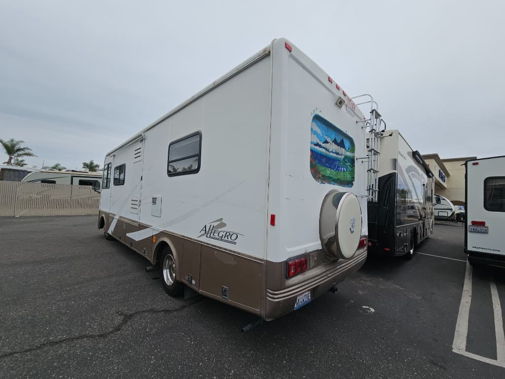 2004 Tiffin 2004 Tiffin Allegro - thumbnail 3