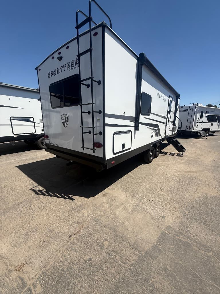 2026 Venture RV 2026 Venture RV SportTrek - thumbnail 4