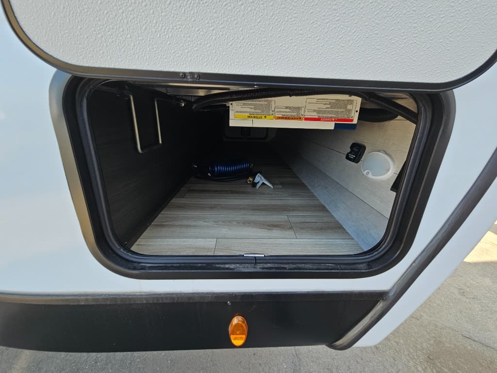 2026 Venture RV 2026 Venture RV SportTrek Touring Edition - thumbnail 27