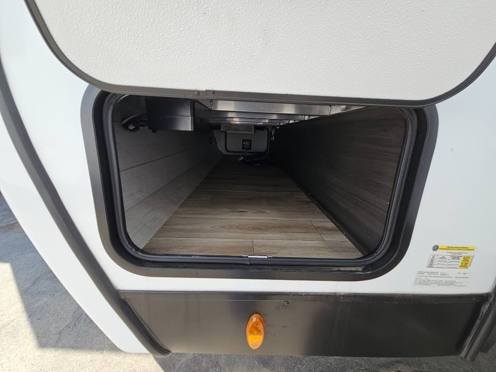 2026 Venture RV 2026 Venture RV SportTrek Touring Edition - thumbnail 44