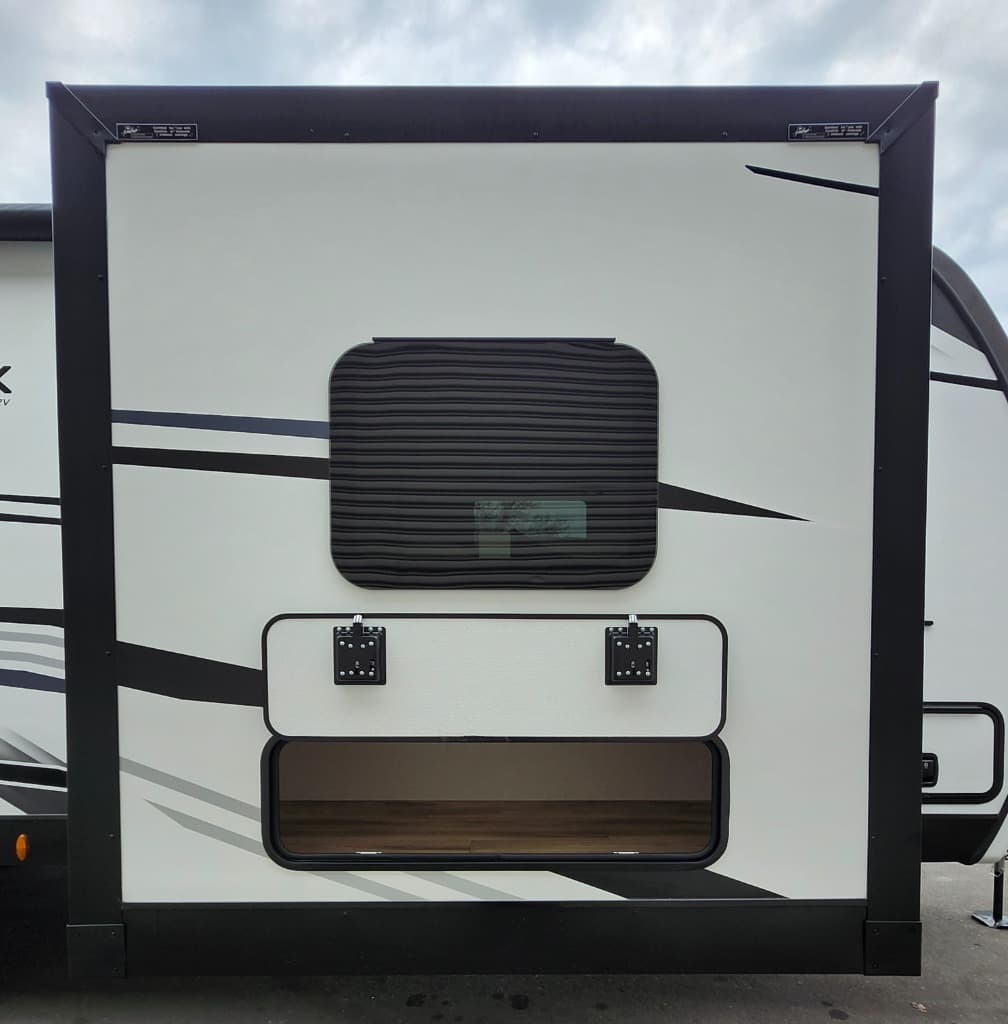 2026 Venture RV 2026 Venture RV SportTrek Touring Edition - thumbnail 6