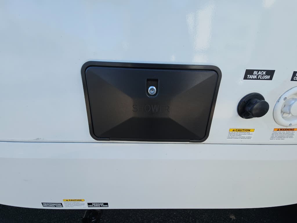 2026 Winnebago 2026 Winnebago Thrive - thumbnail 18