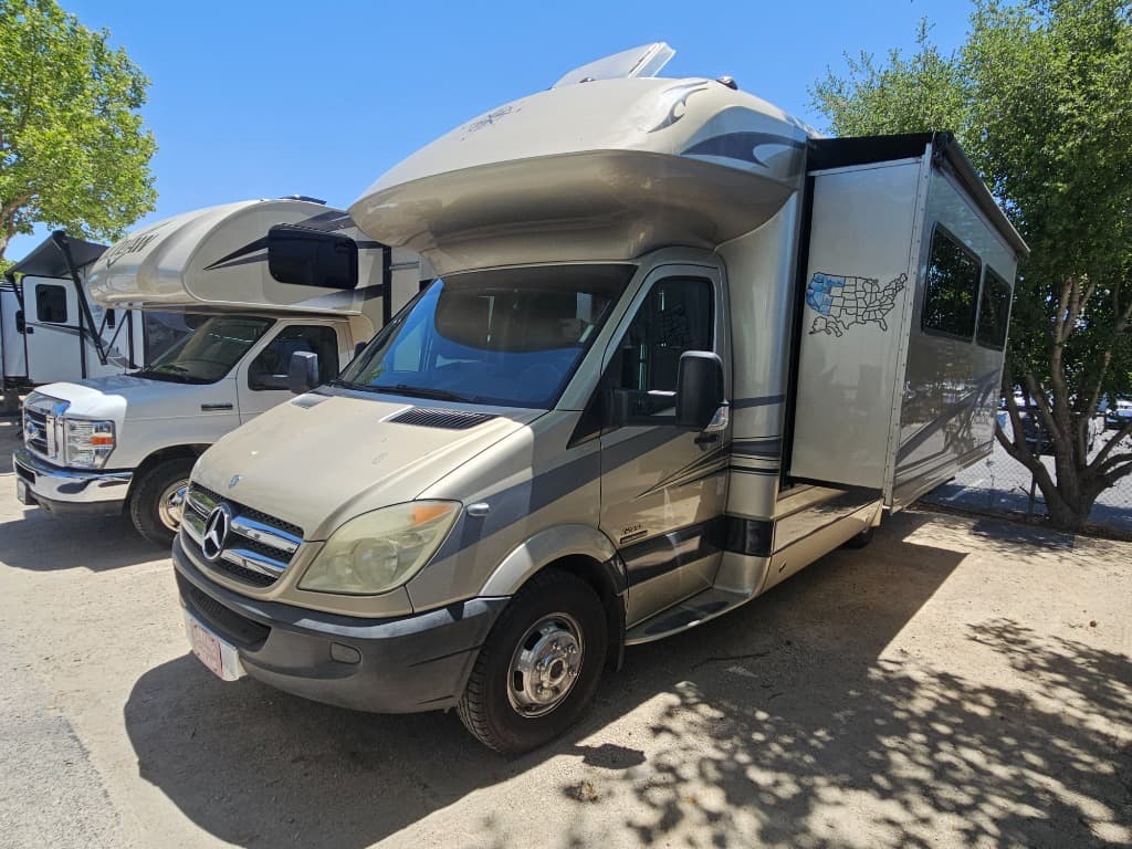 2009 Coachmen 2009 Coachmen Prism - thumbnail 5