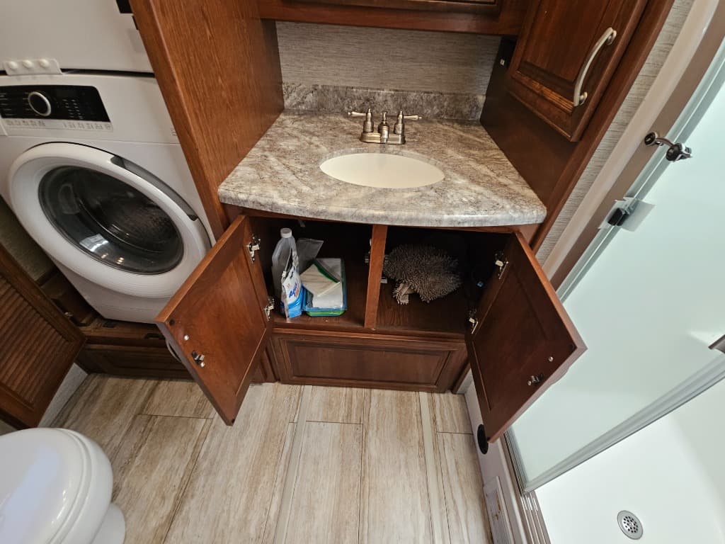 2019 Forest River 2019 Forest River Legacy SR - thumbnail 43