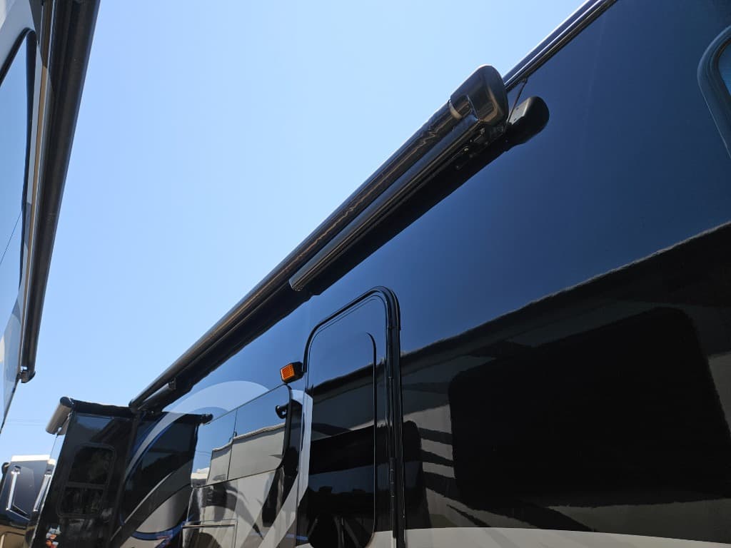 2019 Forest River 2019 Forest River Legacy SR - thumbnail 54