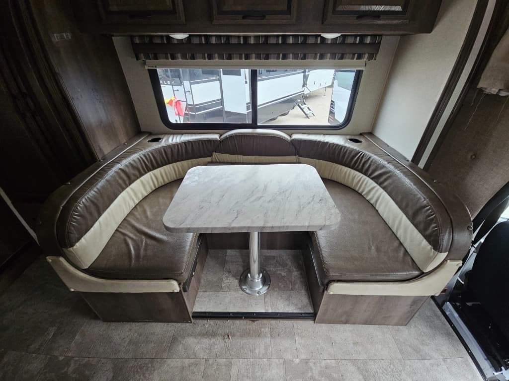 2018 Coachmen 2018 Coachmen Prism - thumbnail 9