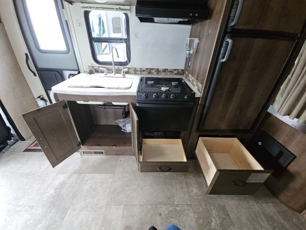 2018 Coachmen 2018 Coachmen Prism - thumbnail 33