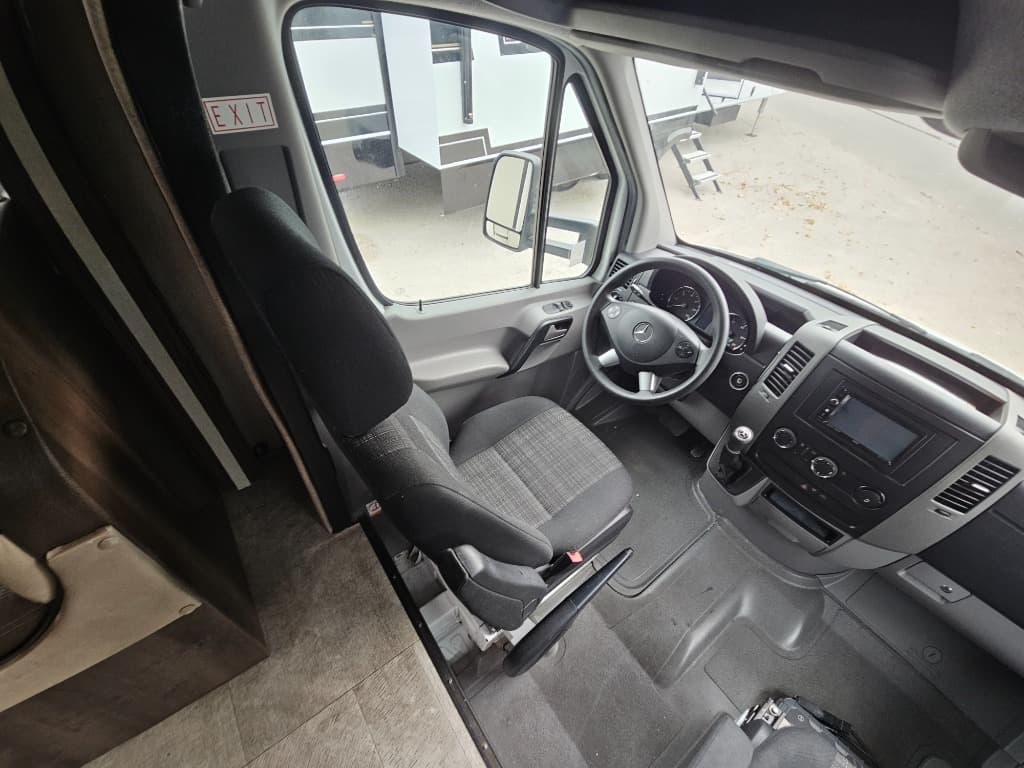 2018 Coachmen 2018 Coachmen Prism - thumbnail 40