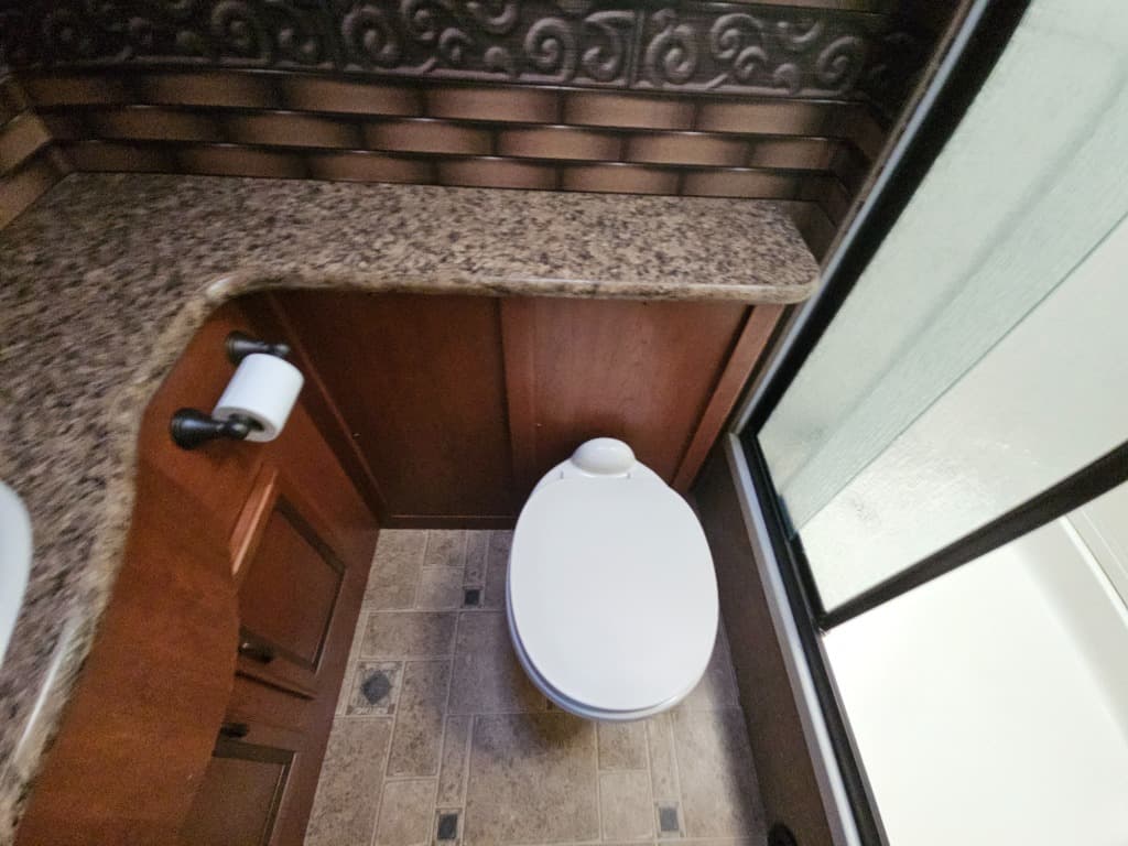 2014 Thor Motor Coach 2014 Thor Motor Coach Hurricane - thumbnail 55