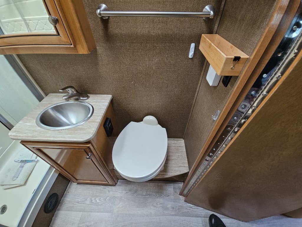 2016 Thor Motor Coach 2016 Thor Motor Coach Siesta Sprinter - thumbnail 13