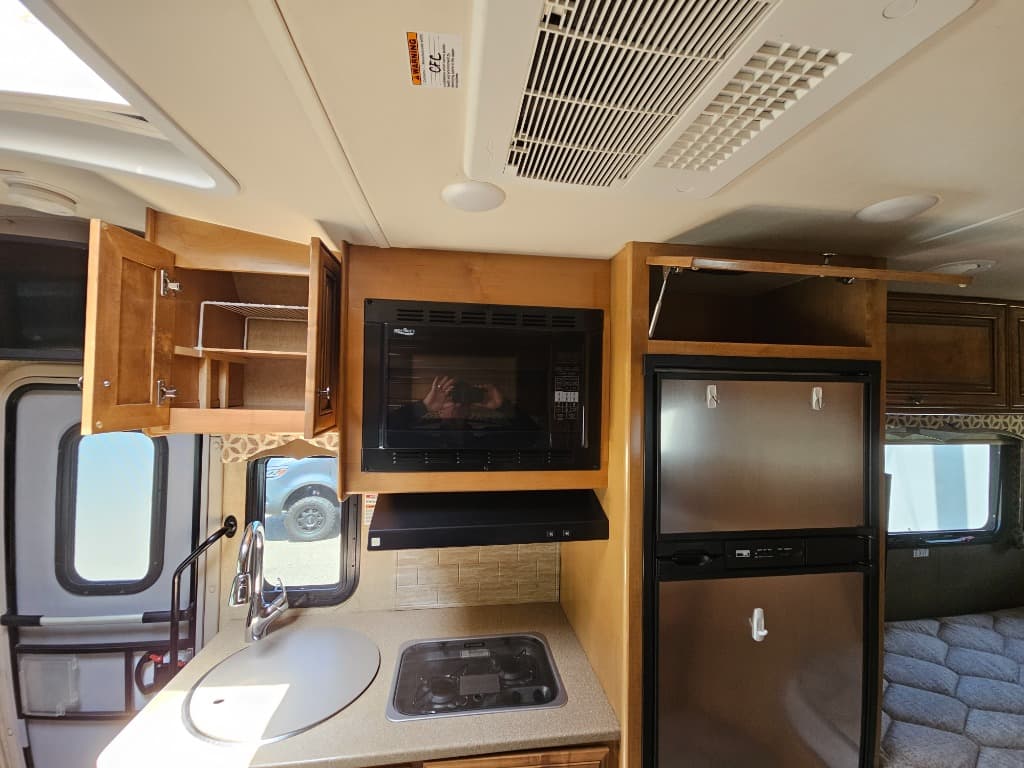 2016 Thor Motor Coach 2016 Thor Motor Coach Siesta Sprinter - thumbnail 25