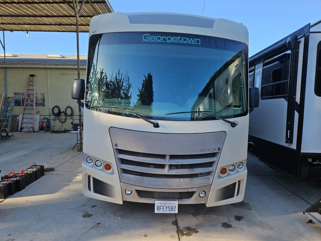 2019 Forest River 2019 Forest River Georgetown 3 Series - thumbnail 6