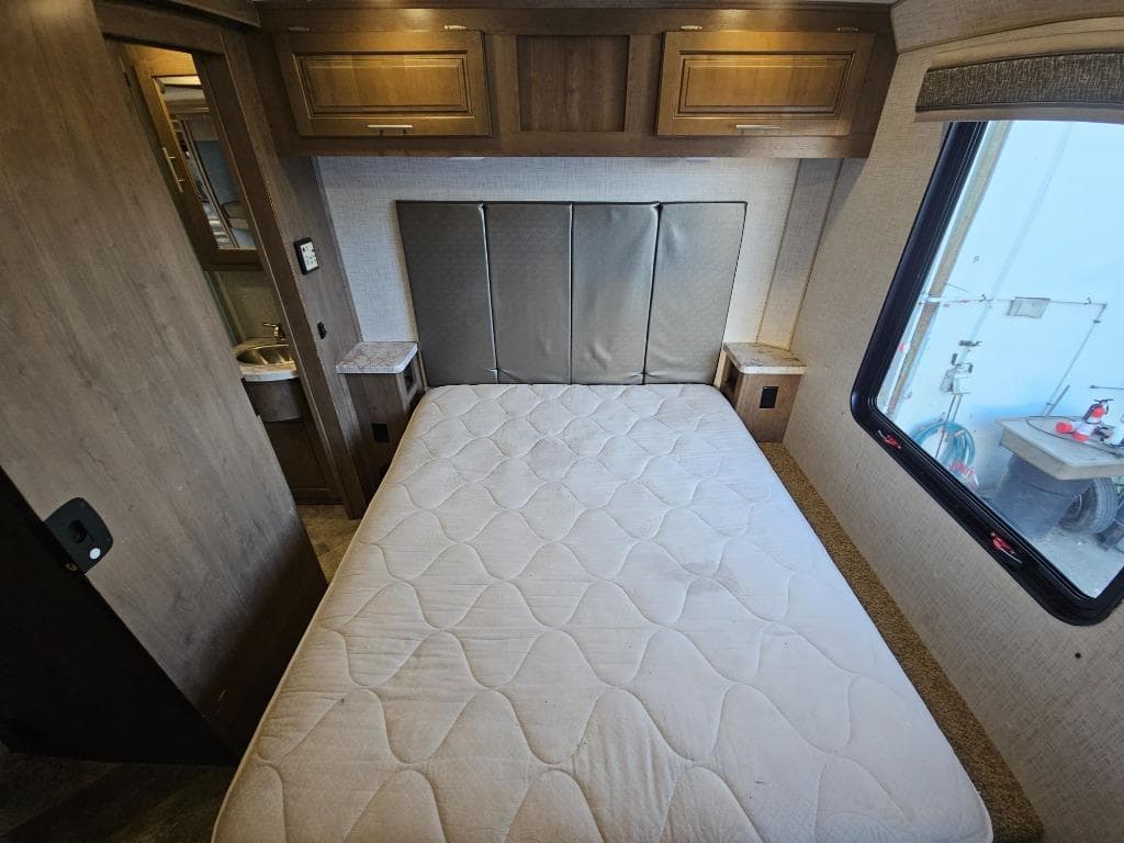 2019 Forest River 2019 Forest River Georgetown 3 Series - thumbnail 33