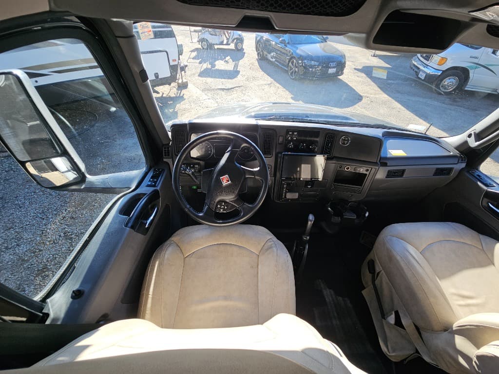 2022 NeXus RV 2022 NeXus RV Wraith - thumbnail 14