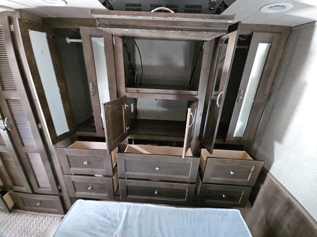 2022 NeXus RV 2022 NeXus RV Wraith - thumbnail 47